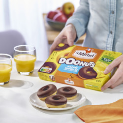 Doonuts nappés chocolat 180g - St Michel